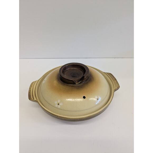 Earthenware cream cooking pot with lid // painted flowers - Picture 1 of 8